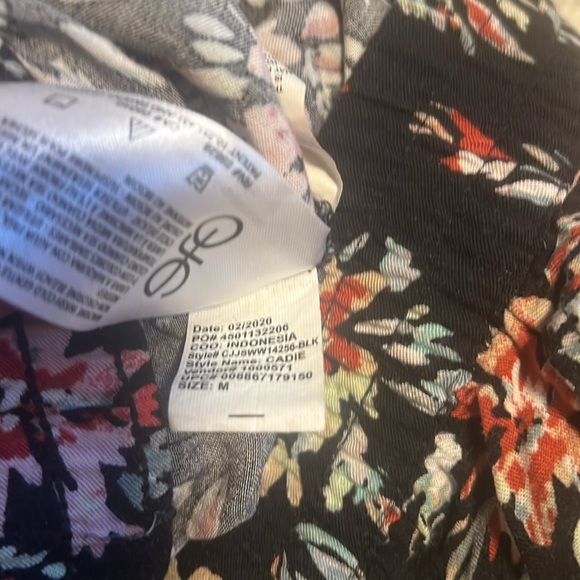 Jessica Simpson Floral Viscose Pants Size Medium - Picture 5 of 6